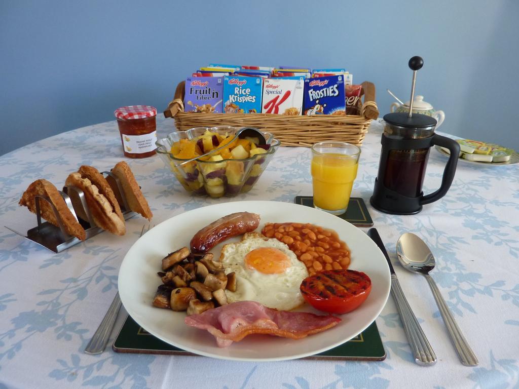 Bridge House B&B كيلتنهام المظهر الخارجي الصورة