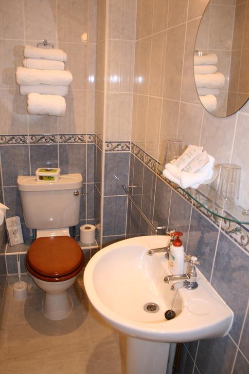 Bridge House B&B كيلتنهام المظهر الخارجي الصورة